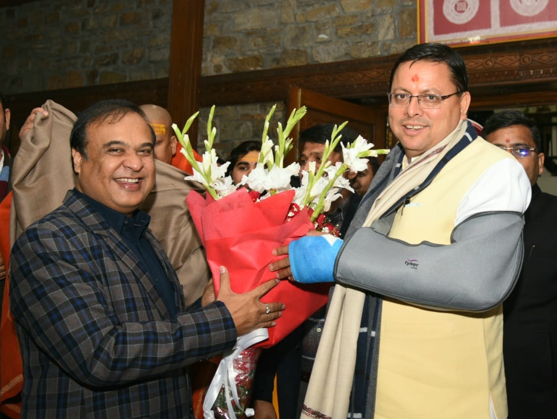 CM पुष्कर सिंह धामी से असम के CM हिमंत बिस्वा सरमा ने की मुलाकात….