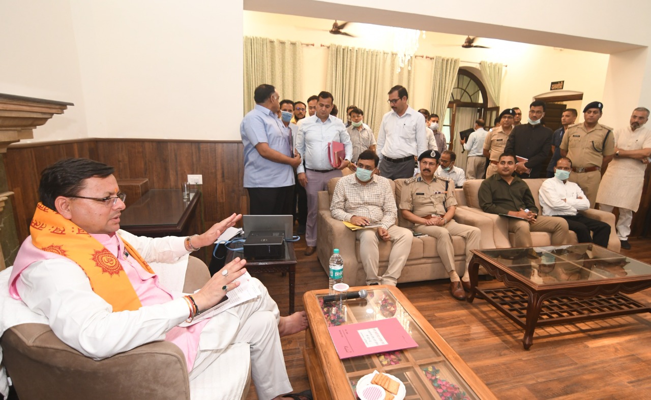 CM पुष्कर सिंह धामी ने की हरिद्वार के विकास कार्यों की समीक्षा….
