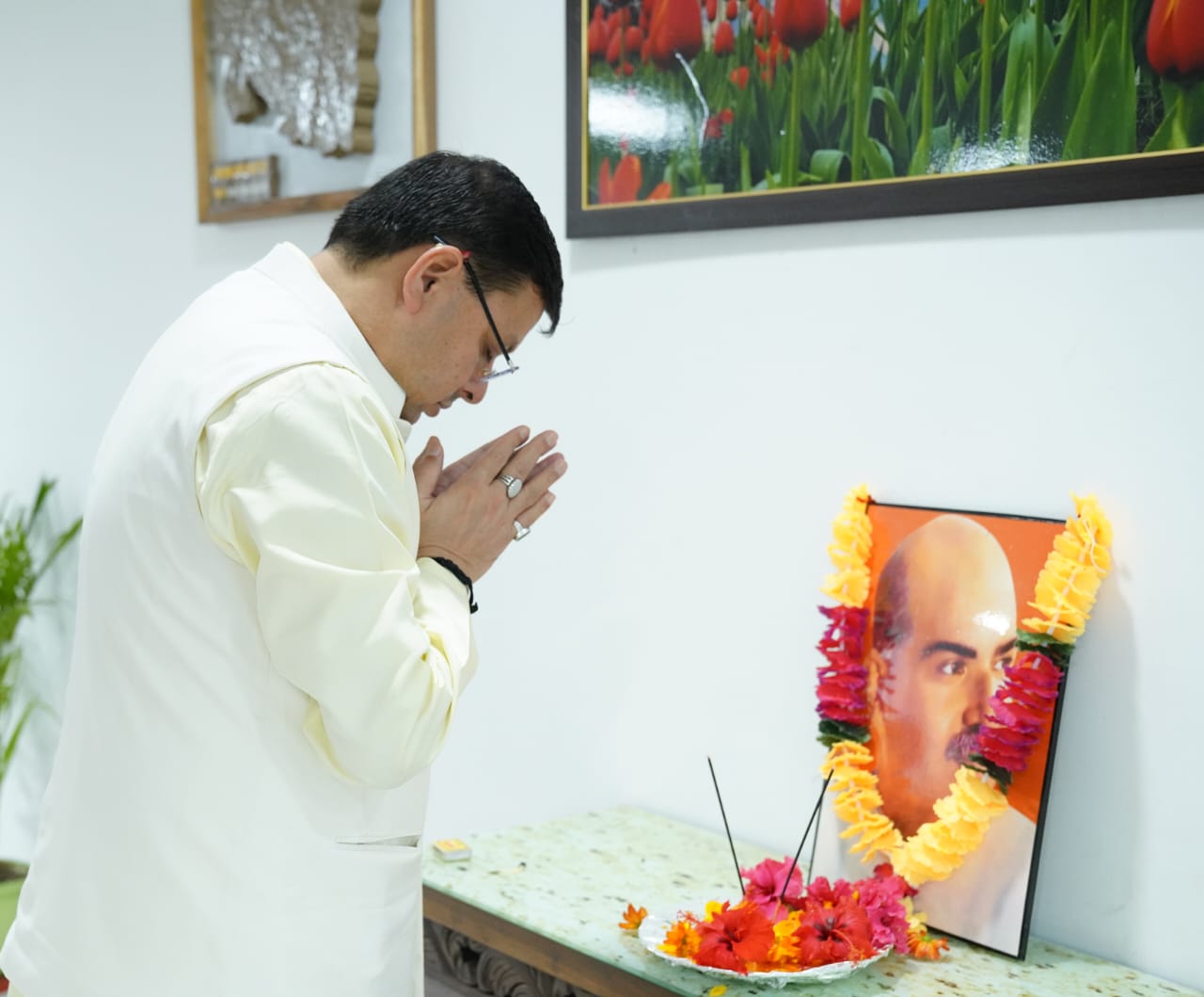 CM पुष्कर सिंह धामी ने डॉ. श्यामा प्रसाद मुखर्जी की जयंती पर अर्पित की श्रद्धांजलि….