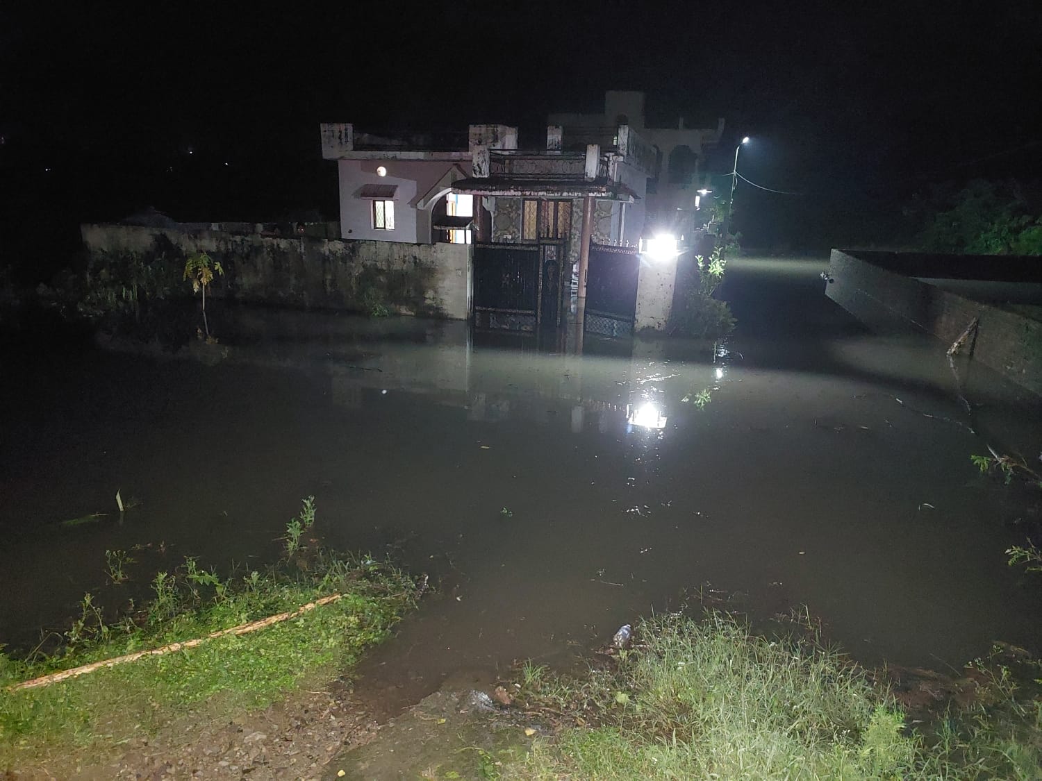 देहरादून : भोपालपानी में अतिवृष्टि से हुआ जलभराव, SDRF ने चलाया राहत एवं बचाव अभियान