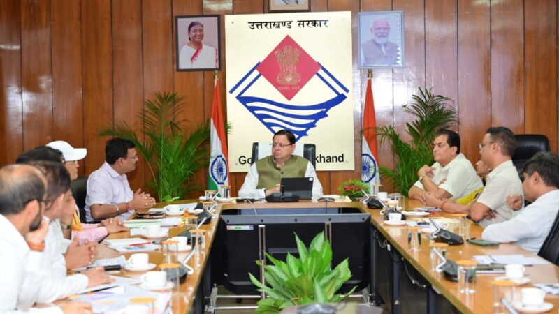 मुख्यमंत्री पुष्कर सिंह धामी के सख्त निर्देश – हर हाल में 15 दिन में पास हों आवासीय नक्शे