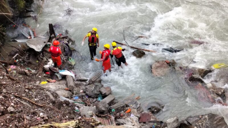 गौरीकुंड रेस्क्यू अपडेट : SDRF ने लापता 02 और शव किये बरामद, सर्चिंग अभियान जारी
