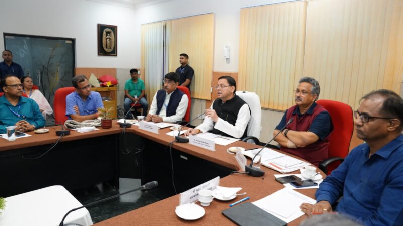 मिशन चंद्रयान-3 से जुड़े हमारे वैज्ञानिकों ने सिद्ध कर दिया है कि मनुष्य अनंत ऊर्जा का भण्डार तथा असीम क्षमतावान – मुख्यमंत्री पुष्कर सिंह धामी