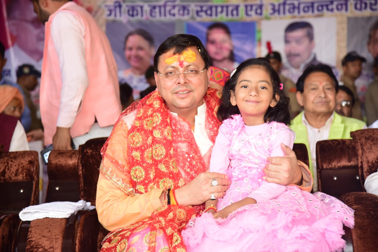 प्रधानमंत्री नरेन्द्र मोदी के मार्गदर्शन पर चलकर प्रदेश सरकार भी उत्तराखंड में धार्मिक स्थलों के पुनर्निर्माण और अस्मिता को बचाने के लिए कृत संकल्पित – मुख्यमंत्री पुष्कर सिंह धामी