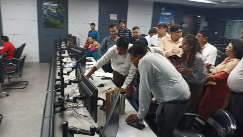 सचिव स्वास्थ्य डॉ. आर राजेश कुमार ने कोरोनेशन-गांधी जिला अस्पताल व डेंगू कंट्रोल रूम का औचक निरीक्षण कर खामियों पर लगाई अधिकारियों को फटकार, कहा गांधी शताब्दी अस्पताल में शुरू होगा 100 बैड का डेंगू वार्ड, ब्लड बैंक की भी होगी स्थापना