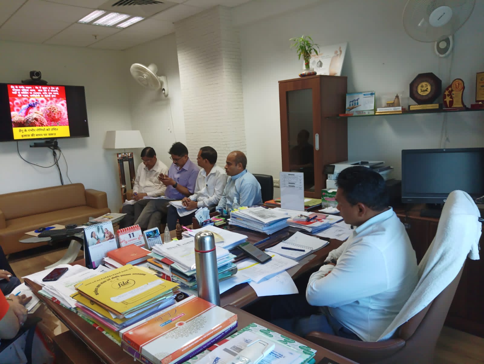 डेंगू रोकथाम को अगले 04 दिन देहरादून जिले में चलेगा महाअभियान, सचिव स्वास्थ्य डॉ. आर राजेश कुमार ने दिये निर्देश, हॉटस्पाट बन रहे इलाकों से होगी शुरूआत 