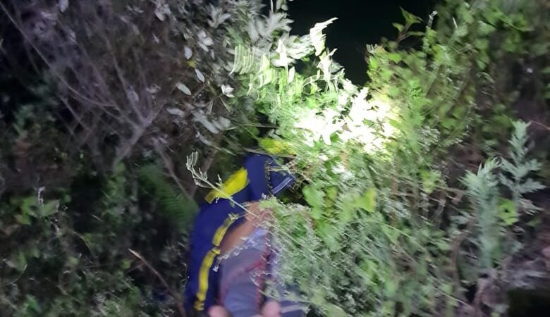 नैनीताल : खैरना छड़ा के पास खाई में गिरे व्यक्ति का SDRF ने किया सकुशल रेस्क्यू