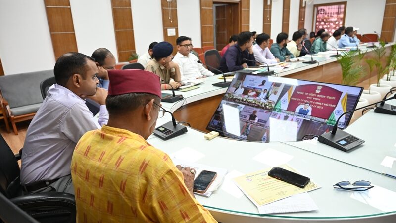 टिहरी : जिले के 08 उत्कृष्ठ निक्षय मित्रों को प्रमाण पत्र देकर  किया सम्मानित