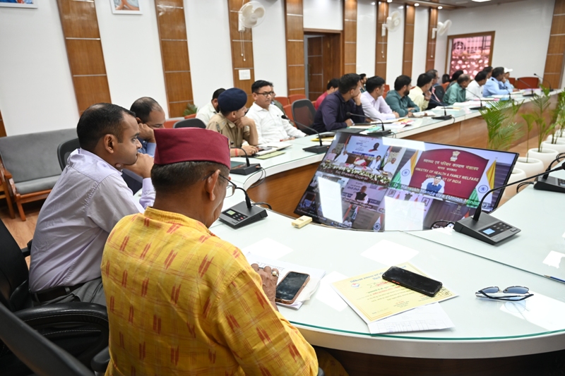 टिहरी : जिले के 08 उत्कृष्ठ निक्षय मित्रों को प्रमाण पत्र देकर  किया सम्मानित