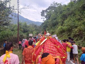 मां राजराजेश्वरी इंद्रामती की डोली पहुंची त्रिशूला गांव