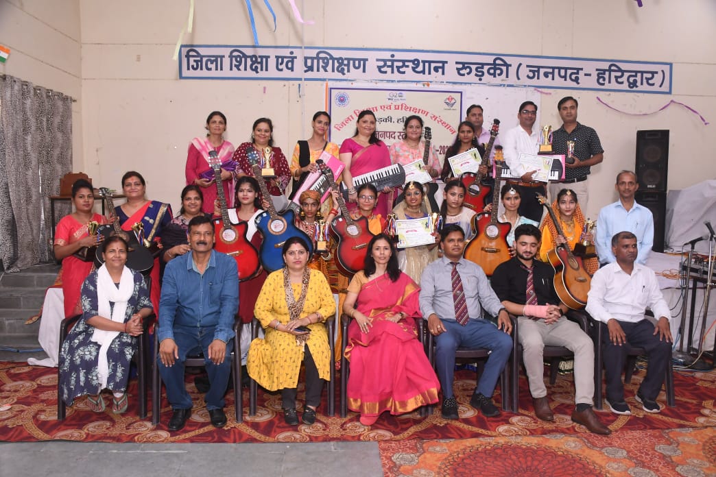 राज्य स्तर पर आयोजित होने वाले संगीत प्रतिभा सम्मान समारोह के लिए शिक्षकों एवं विद्यार्थियों का चयन