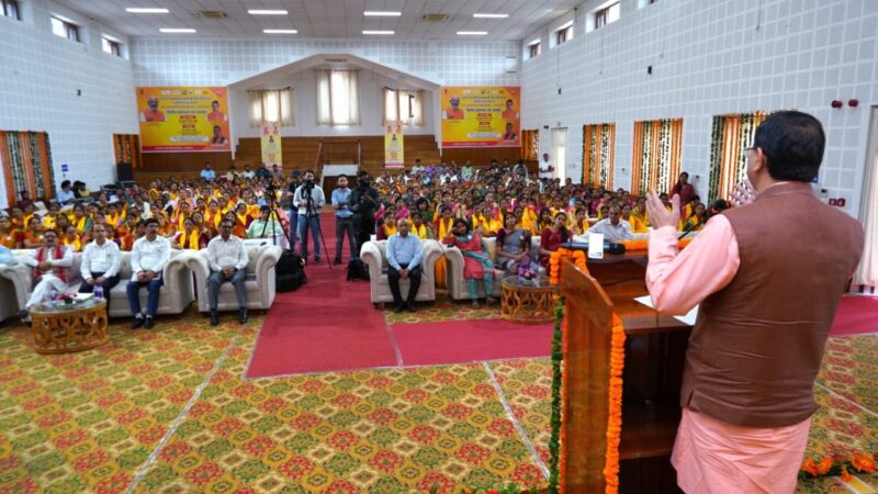 प्रधानमंत्री नरेन्द्र मोदी के नेतृत्व में देश में पिछले 9 वर्षों में गरीब परिवारों को मिल चुके हैं करीब 4 करोड़ से अधिक पक्के घर – मुख्यमंत्री पुष्कर सिंह धामी