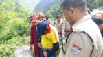 चमोली : गोचर गलनाव के पास खाई में गिरा बुजुर्ग, SDRF ने किया शव बरामद