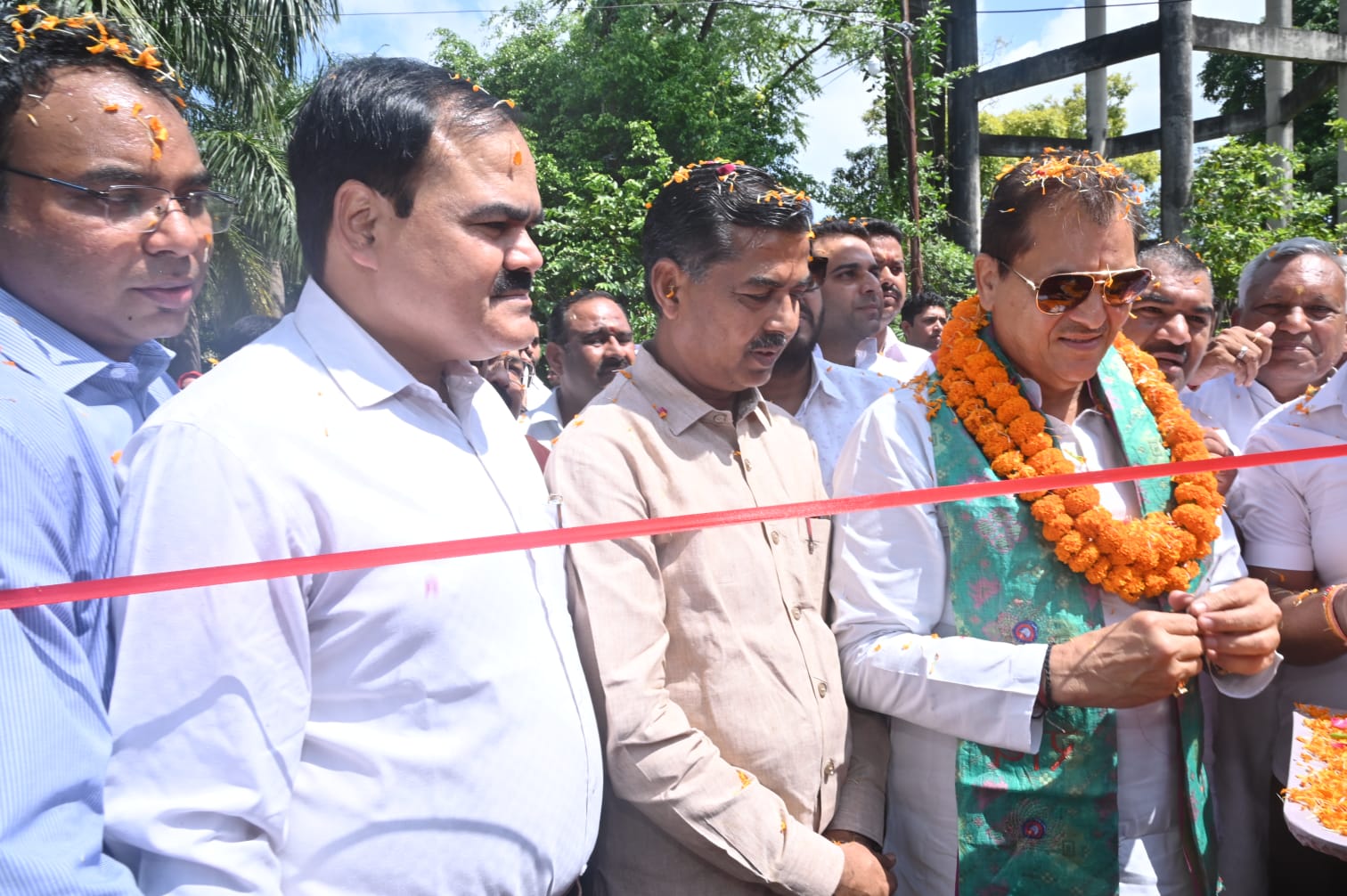 कैबिनेट मंत्री डॉ. प्रेम चन्द्र अग्रवाल ने शहरी आजीविका मेला में किया प्रतिभाग, विभिन्न निर्माण कार्यों का शिलान्यास कर इन वेंडिंग जोन का किया लोकार्पण