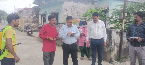 डीएम सोनिका के निर्देश पर सहायक निदेशक सूचना बद्रीचंद नेगी के नेतृत्व में चलाया गया डेंगू मच्छर से बचाव एंव जनजागरूकता अभियान, इनका किया चालान