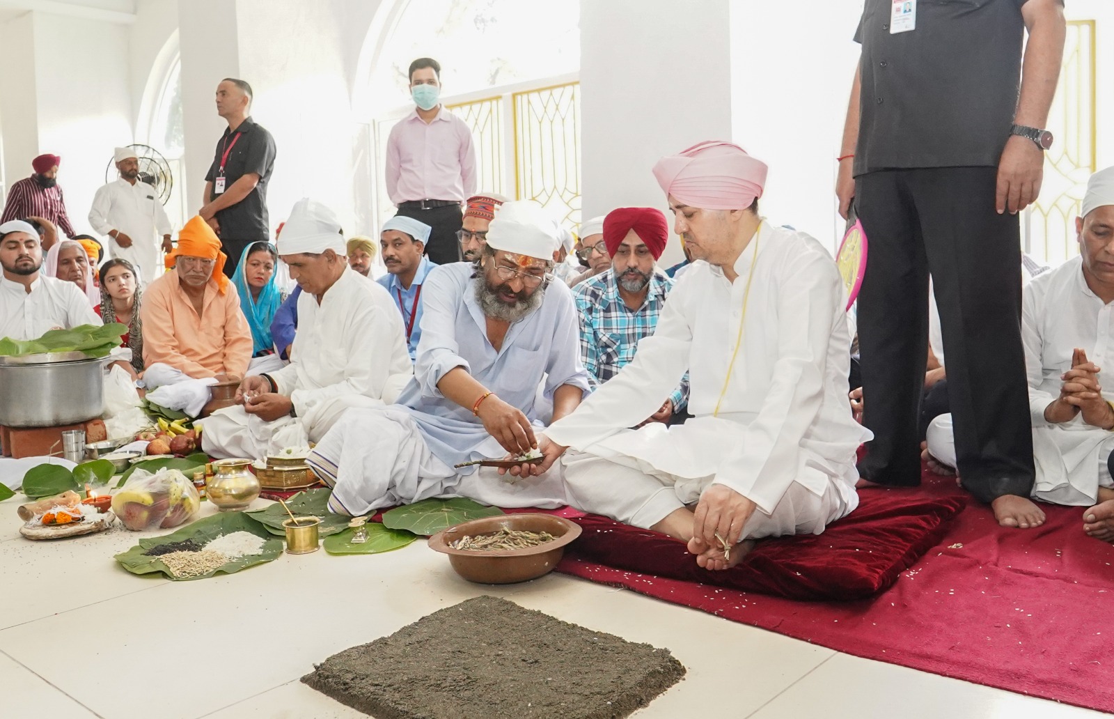 श्रद्धा और भक्तिभाव के साथ मनाया गया महानिर्वांण पर्व, श्री गुरु राम राय महाराज जी के महानिवार्ण पर्व पर श्री दरबार साहिब में जुटीं देश विदेश से संगतें