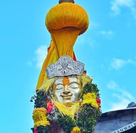 श्री बदरीनाथ धाम में नंदाष्टमी पर्व समापन : श्री कुबेर जी ने किया बदरीश पंचायत से नंदा देवी मंदिर बामणी प्रस्थान, मां नंदा के दर्शन के पश्चात श्री कुबेर देवता लौटेंगे श्री बदरीनाथ धाम