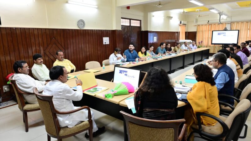 स्वास्थ्य मंत्री डॉ. धन सिंह रावत ने टीबी मुक्त और आयुष्मान गांव घोषित करने के दिये टारगेट, पौड़ी जिले में हर दिन बनाए जाय 10 हजार आयुष्मान कार्ड