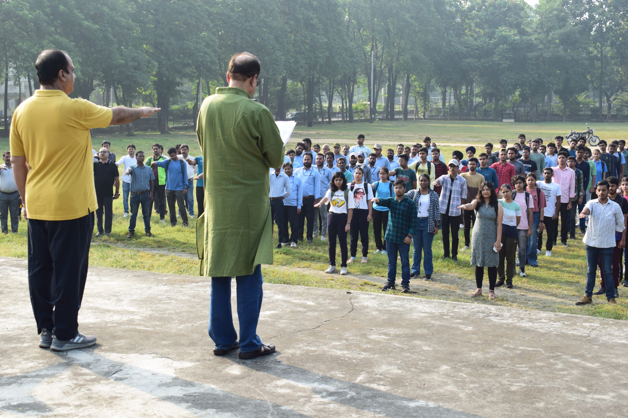 एक तारीख, एक घंटा स्वच्छता के नाम : आईआईटी रूड़की में श्रमदान कर चलाया गया स्वच्छता अभियान