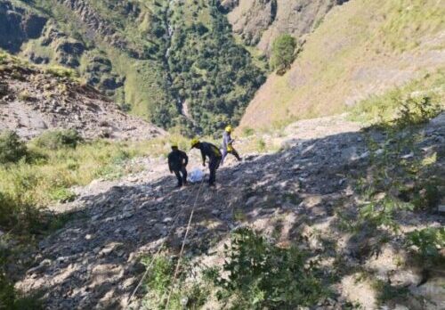 जोशीमठ : झड़कूला में खाई में गिरा एक व्यक्ति, SDRF ने किया शव बरामद