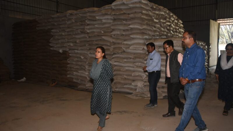 देहरादून के बाद अब हरिद्वार के रावली महदूद में भी खुला फ़ूड ग्रेन एटीएम, खाद्य मंत्री रेखा आर्या ने किया शुभारंभ