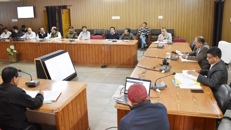 विभागीय परिसंपत्तियों का चिह्नीकरण कर शीघ्र रिपोर्ट उपलब्ध करायी जाए – सीडीओ डॉ. ललित नारायण मिश्र