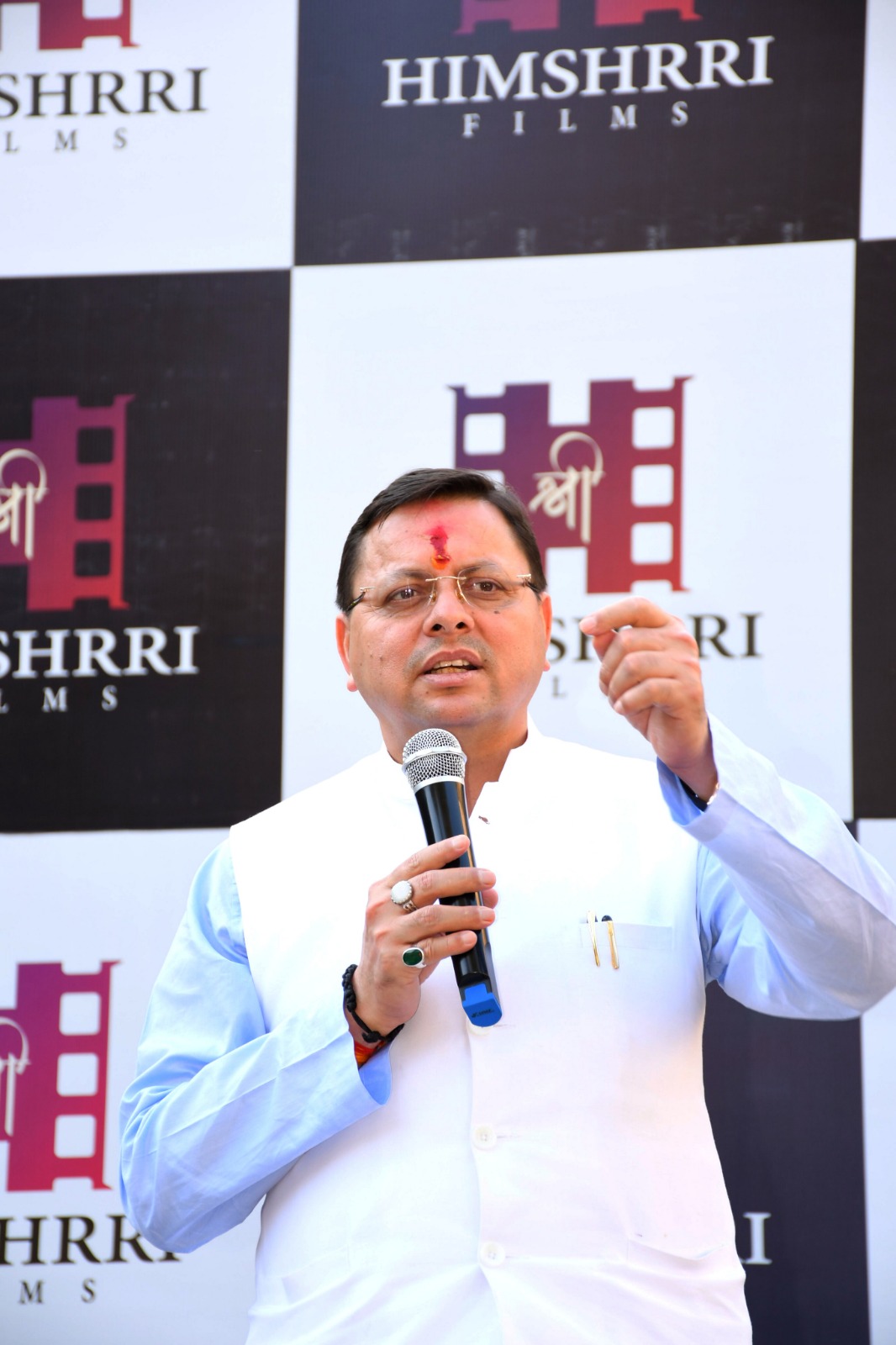 वेबसीरीज काफल की टीम को सीएम पुष्कर सिंह धामी ने दी शुभकामनाएं; कहा – फीचर फिल्म, वेबसीरीज, टीवी सीरीयल आदि के निर्माण के लिए उत्तराखण्ड बनेगा हब