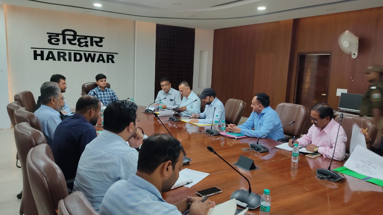 सीडीओ प्रतीक जैन की अध्यक्षता में जिला सहकारी विकास समिति की समीक्षा बैठक आयोजित, दिए निर्देश