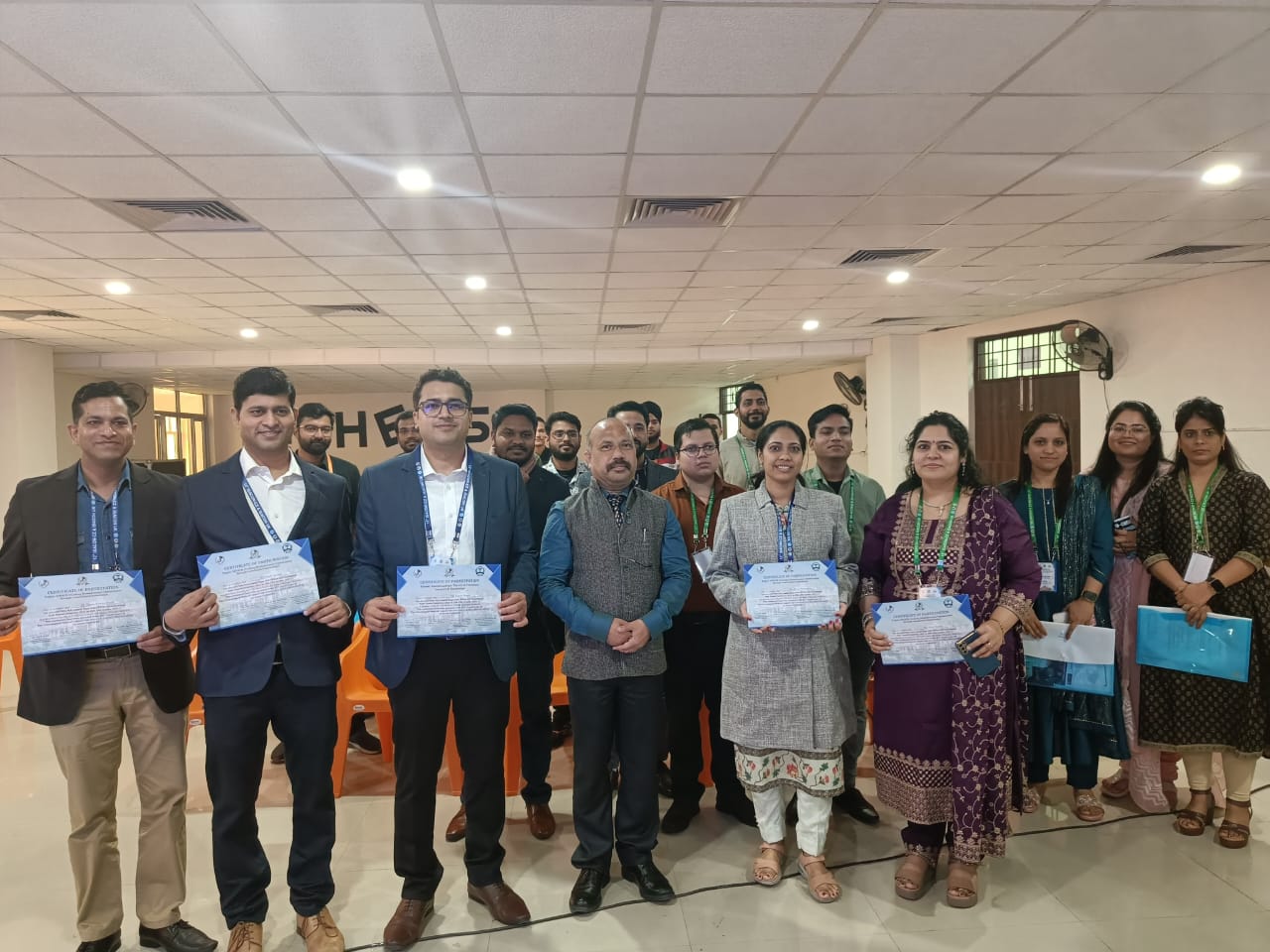 श्रीनगर मेडिकल कॉलेज के एनेस्थीसिया विभाग द्वारा आयोजित आईएसए की सेन्ट्रल जोन व उत्तराखंड एनेस्थीसिया एसोसिएशन की कान्फ्रेंस संपन्न, सभी प्रतिभागियों को प्रमाण पत्र देकर किया गया सम्मानित