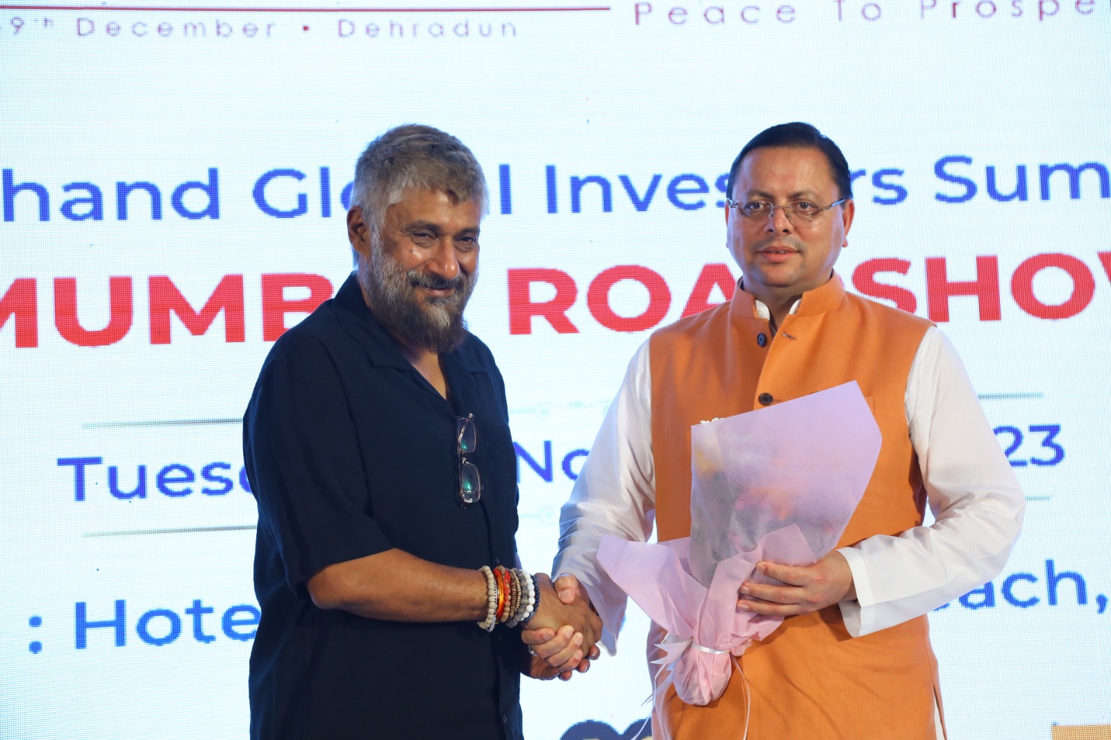 मुख्यमंत्री पुष्कर सिंह धामी ने मुंबई में किया फिल्म उद्योग से जुड़ी हस्तियों से विचार विमर्श, फिल्म निर्माताओं ने उत्तराखण्ड में फ़िल्म शूटिंग के लिए दिखाया उत्साह