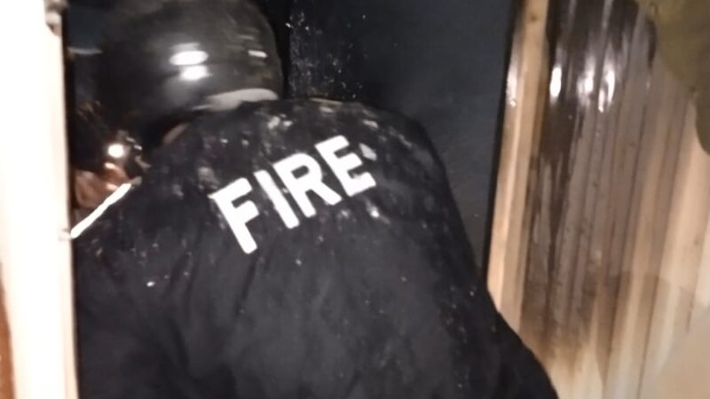 कोटद्वार : दीपावली की रात लगी भीषण आग, अग्निशमन की टीम ने कड़ी मशक्कत के बाद पाया काबू