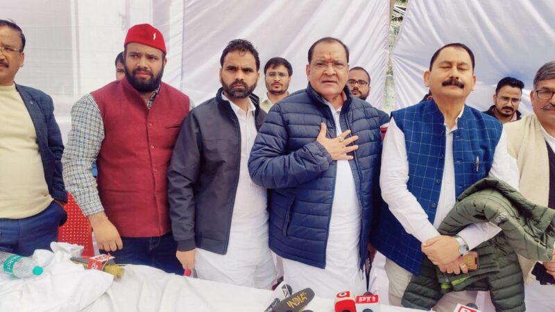 उत्तरकाशी : नेता प्रतिपक्ष यशपाल आर्य ने पूर्व विधायक विजयपाल सजवाण एवं मनोज रावत के साथ किया सिल्क्यारा टनल का निरिक्षण