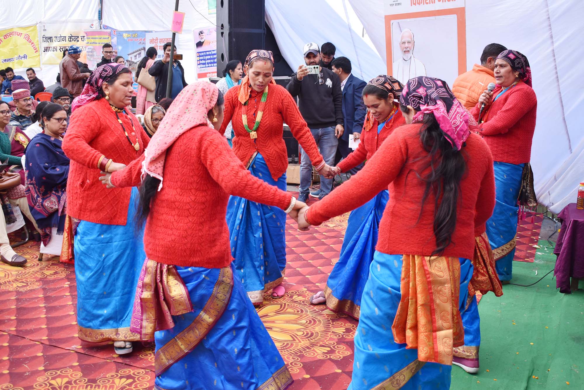 विकसित भारत संकल्प यात्रा के अन्तर्गत नगर पालिका परिषद गोपेश्वर में हुआ कार्यक्रम आयोजित