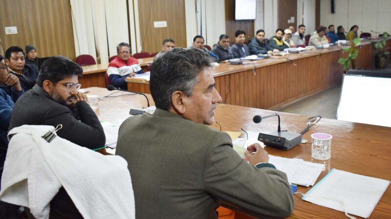 सचिव कार्यक्रम दीपक कुमार ने जनपद चमोली में विकास कार्यो की ली समीक्षा बैठक, जिले में वेडिंग डेस्टिनेशन्स तैयार करने और एडवेंचर टूरिज्म को बढ़ाने के दिए निर्देश