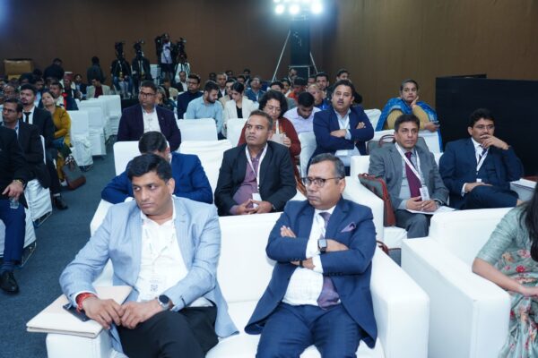 मैन्युफैक्चरिंग : की इंजन ऑफ इकोनॉमिक ग्रोथ सेक्टोरल सैशन में उद्यमियों ने उत्तराखण्ड को बताया निवेश का आकर्षक स्थल, निवेशक उत्तराखड की आबोहवा, यहॉ के लोगों की आत्मीयता एवं यहां की कर्मठ और समर्पित लेबर से दिखे प्रभावित