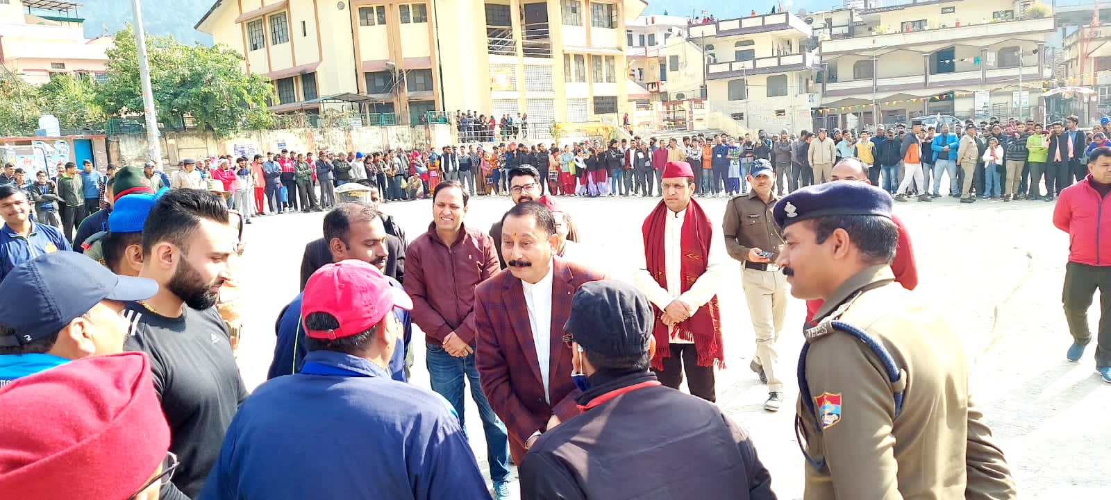 उत्तरकाशी में धूमधाम से मनाया गया मंगसीर बग्वाल