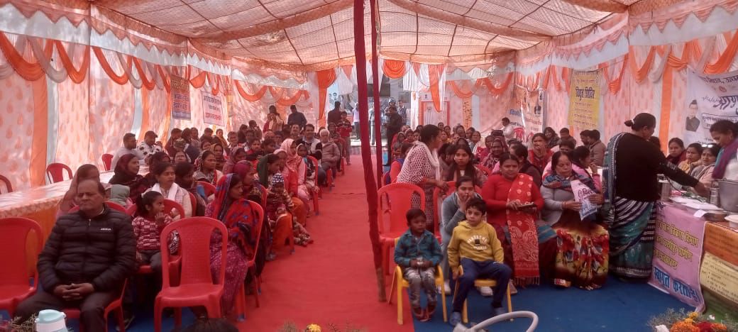 रुद्रपुर : विकसित भारत संकल्प यात्रा कार्यक्रम में ग्रामीण लाभार्थियों को अपने प्रक्षेत्र में किए गए उत्कृष्ट कार्य के लिए किया गया सम्मानित