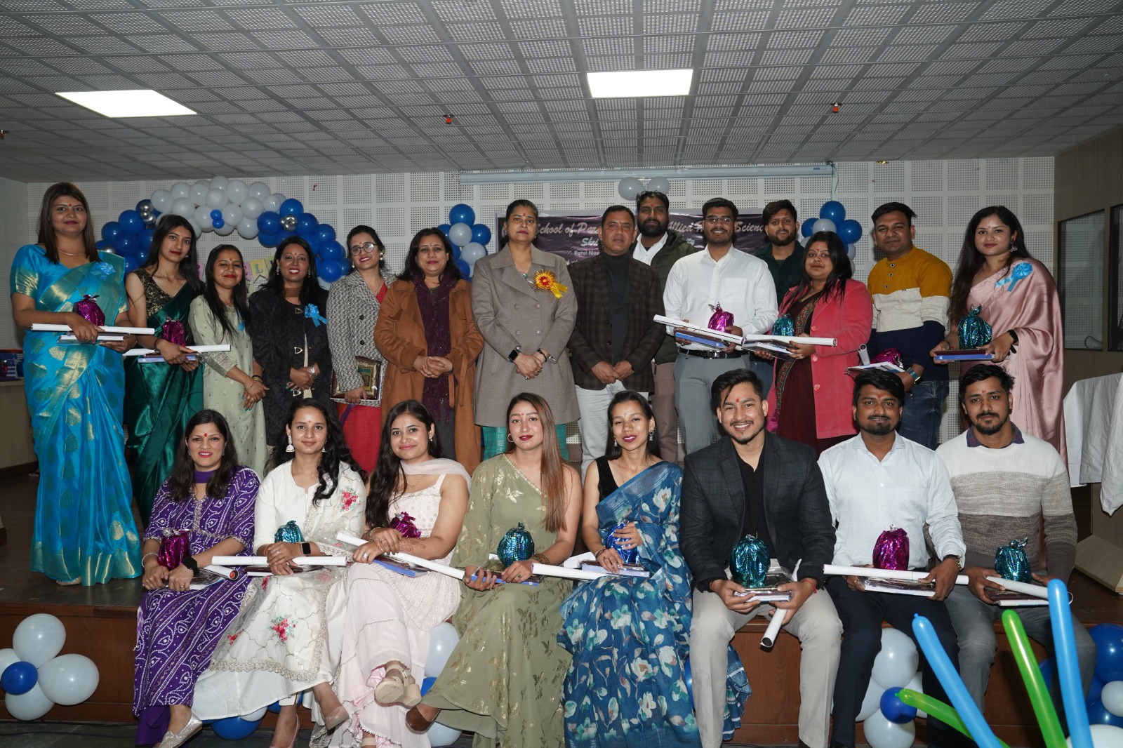 श्री गुरु राम राय स्कूल ऑफ पैरामेडिकल एण्ड एलाईड हैल्थ सांइसेज में मिस्टर फेयरवैल कुलदीप सिंह एवं मिस फेयरवैल देवांशी रावत चुने गए 