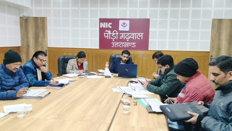 डीएम डॉ. आशीष चौहान ने ली जल जीवन मिशन के कार्यो की प्रगति की समीक्षा बैठक, कार्यों को समय पर पूरा का करने के दिए निर्देश, कहा महत्वकांक्षी योजना में किसी भी प्रकार की लापरवाही नहीं की जाएगी बर्दाश्त