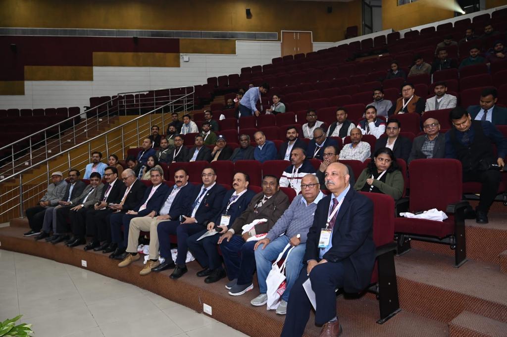आईआईटी रूड़की में भू – विज्ञान पर आयोजित हुई राष्ट्रीय कार्यशाला, छात्रों को उनकी शैक्षणिक उत्कृष्टता के लिए  प्रदान की गई ओएनजीसी विदेश ट्रॉफी, गहन भू अध्ययन के लिए जियोडायनामिक्स की खोज