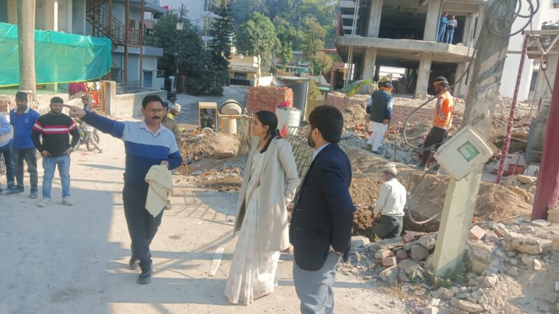 सरकारी भूमि पर अतिक्रमण को लेकर डीएम सोनिका सख्त, यहाँ का स्थलीय निरिक्षण कर दिए आवश्यक दिशा निर्देश