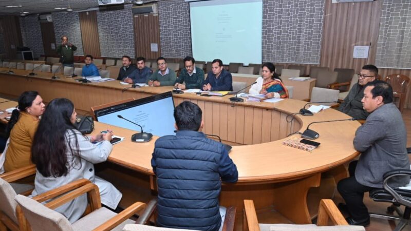 डीएम धीराज सिंह गर्ब्याल की अध्यक्षता में हरिद्वार शहर के ड्रेनेज मास्टर प्लान के सम्बन्ध में बैठक आयोजित