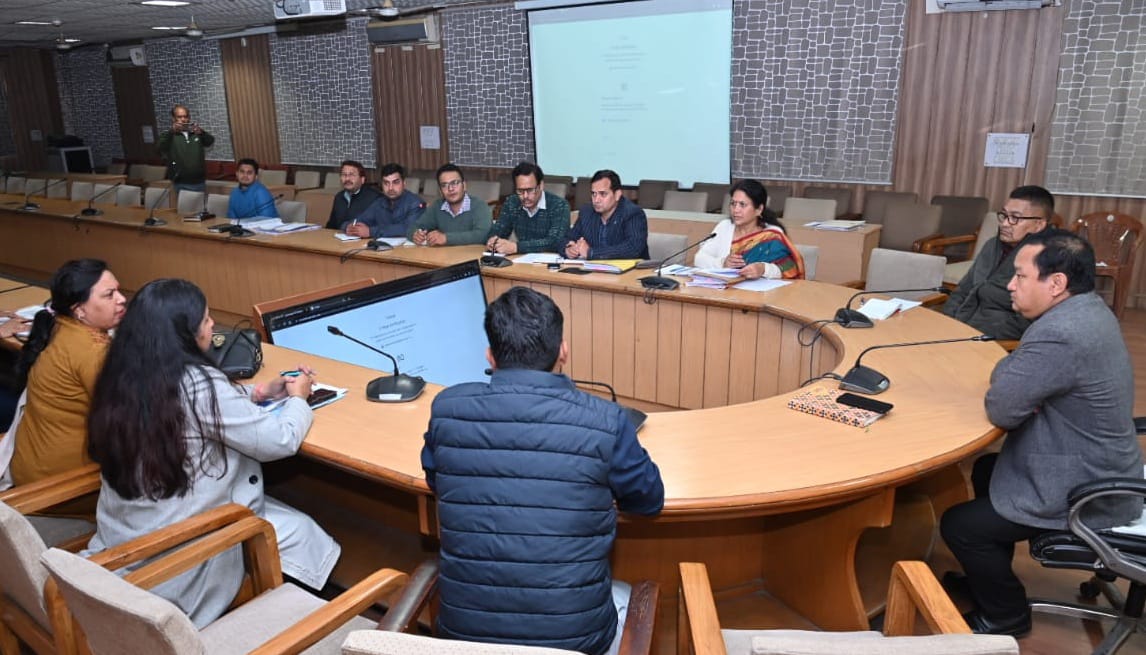 डीएम धीराज सिंह गर्ब्याल की अध्यक्षता में हरिद्वार शहर के ड्रेनेज मास्टर प्लान के सम्बन्ध में बैठक आयोजित