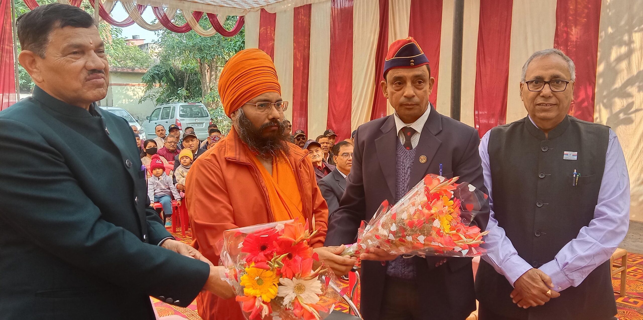 विजय दिवस पर जिला सैनिक कल्याण एवं पुनर्वास कार्यालय में हुआ भव्य आयोजन; हरिद्वार के पूर्व-सैनिकों, वीर नारियों द्वारा विजय दिवस  धूम-धाम से मनाया गया