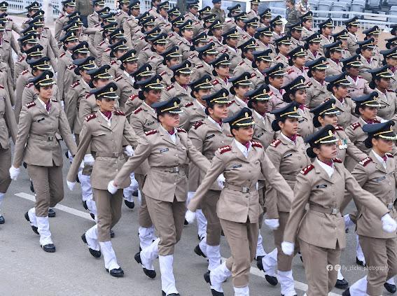 75 वें  गणतंत्र दिवस पर महिलाओं ने लहराया परचम, SGRR की पूर्व छात्रा एवं कोटद्वार निवासी कैप्टेन हिमांशी खंडूड़ी बनी परेड का हिस्सा