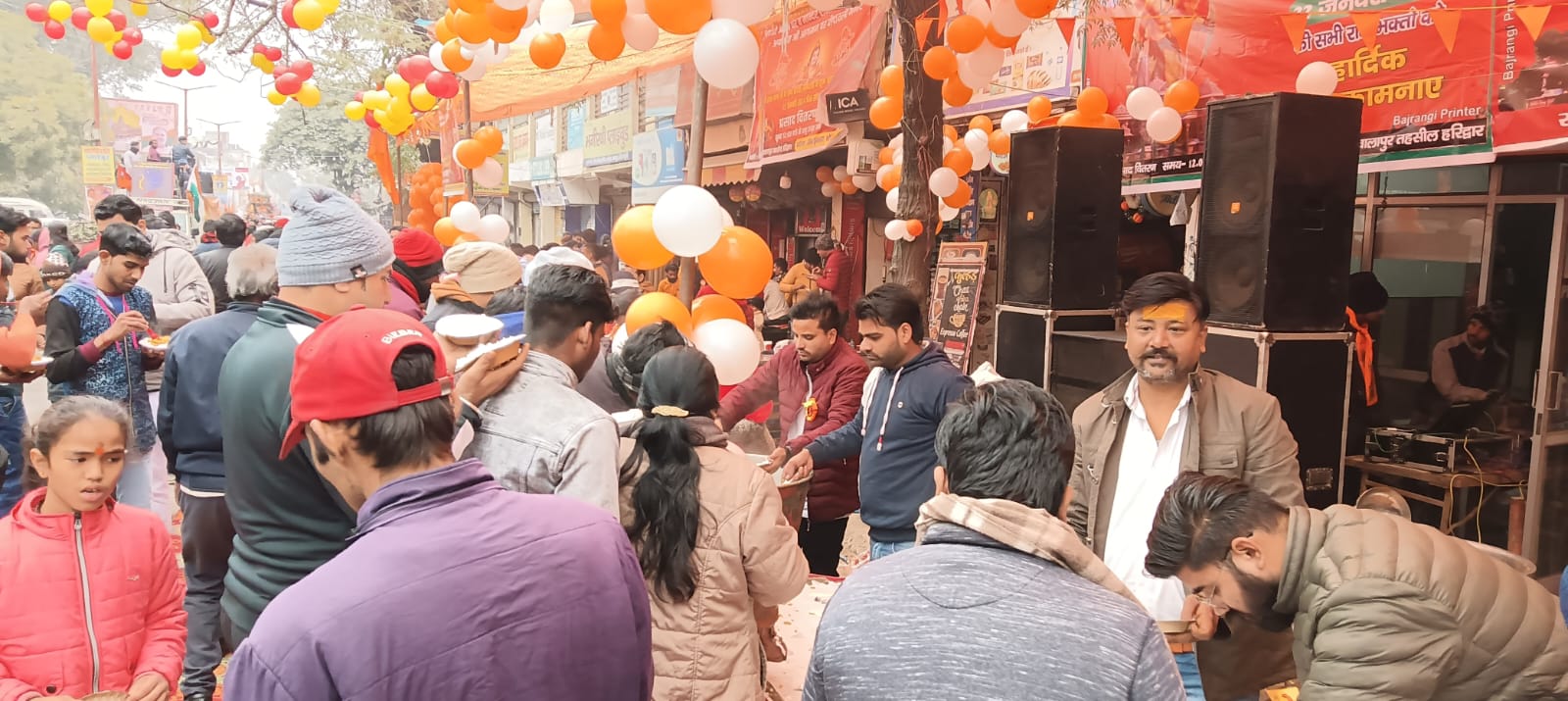 ज्वालापुर : जिला परिषद मार्केट के व्यापारियों ने किया भण्डारें का आयोजन