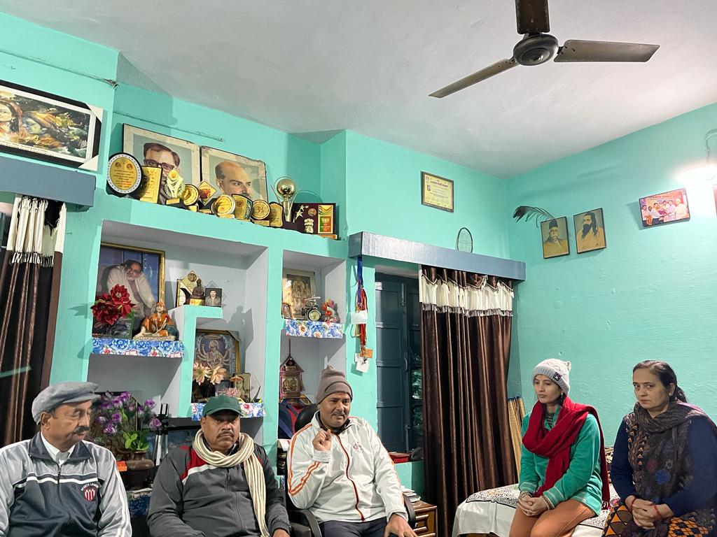 अयोध्या के पूजित अक्षत, श्री राम मंदिर चित्र एवं पत्रक 1 जनवरी से 15 जनवरी तक प्रत्येक घर पहुंचाएंगे राम भक्त टोली