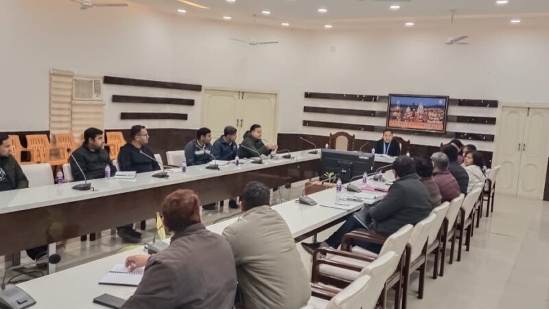 डीएम धीराज सिंह गर्ब्याल की अध्यक्षता में हरिद्वार शहर की ड्रेनेज मास्टर प्लॉन एवं मनसा देवी क्षेत्र में हुए भूस्खलन की रोकथाम के सम्बन्ध में बैठक आयोजित, दिए आवश्यक दिशा निर्देश