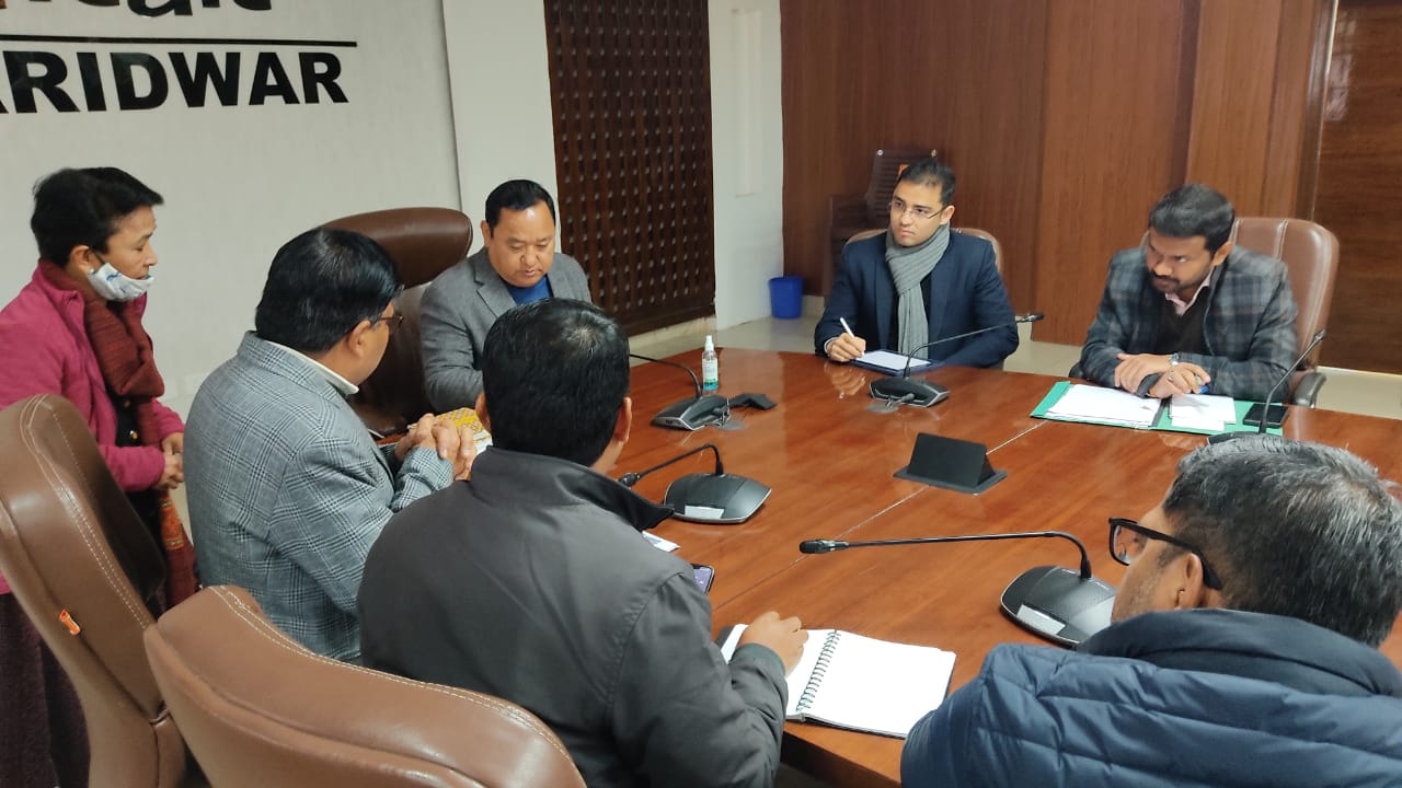 डीएम धीराज सिंह गर्ब्याल की अध्यक्षता में आगामी 12 फरवरी को प्रस्तावित मुख्यमंत्री के “मातृ शक्ति सम्मेलन” लाभार्थी संवाद की रूपरेखा एवं तैयारी के सम्बन्ध में बैठक आयोजित, दिए निर्देश