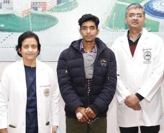 सिलक्यारा टनल हादसे के श्रमिक को एम्स ऋषिकेश में मिला नया जीवन, पुष्कर को नहीं पता था दिल में बना है जन्मजात छेद, सीटीवीएस विभाग द्वारा की गयी ओपन हार्ट सर्जरी